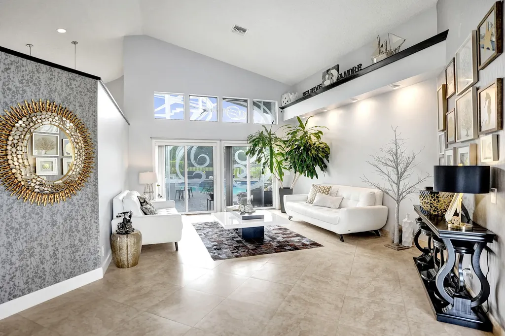 7350 NW 83rd Avenue Tamarac FL 33321