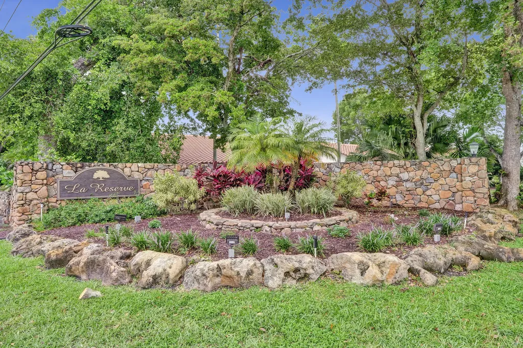 7350 NW 83rd Avenue Tamarac FL 33321