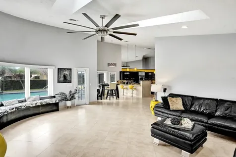7350 NW 83rd Avenue Tamarac FL 33321