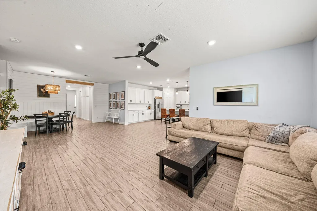1275 Timber Reap Trail Loxahatchee FL 33470