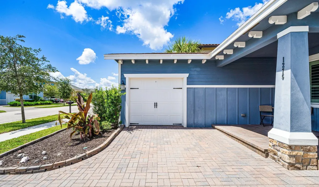 1275 Timber Reap Trail Loxahatchee FL 33470