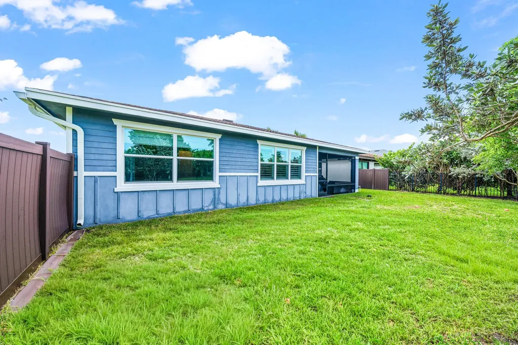 1275 Timber Reap Trail Loxahatchee FL 33470