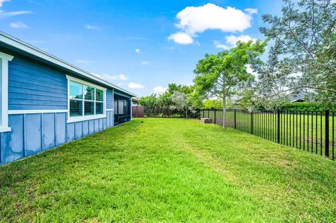 1275 Timber Reap Trail Loxahatchee FL 33470