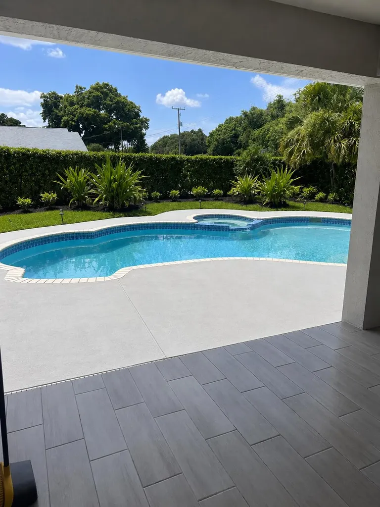 907 Antigua Avenue Fort Pierce FL 34982
