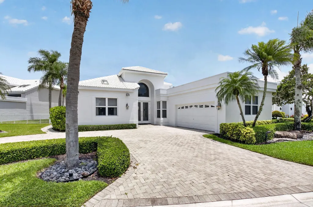 5768 Waterford Boca Raton FL 33496