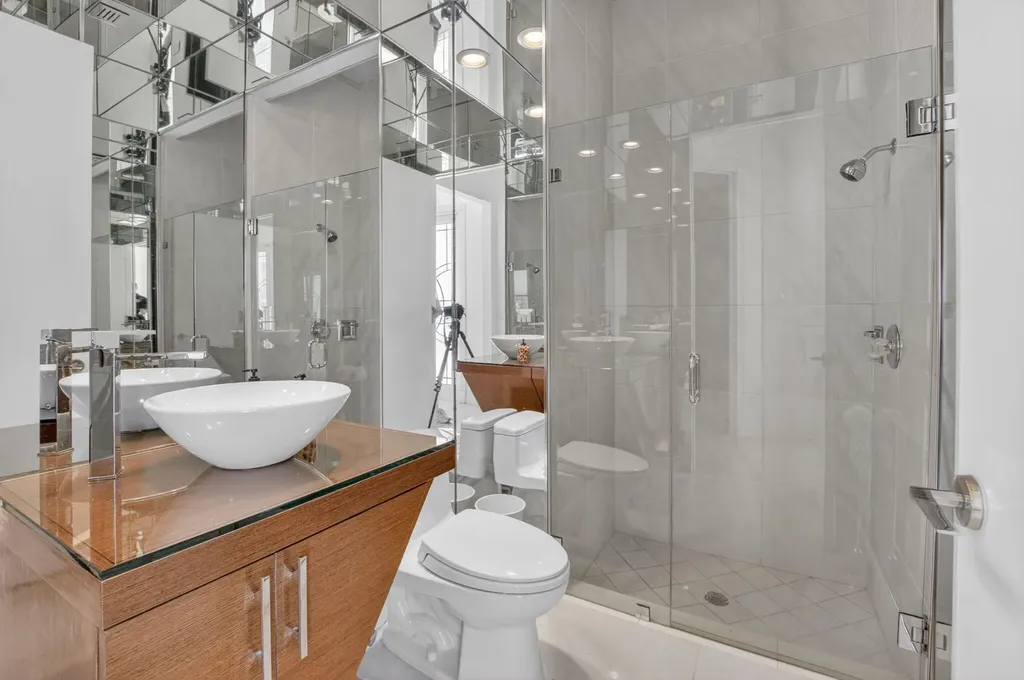 5768 Waterford Boca Raton FL 33496