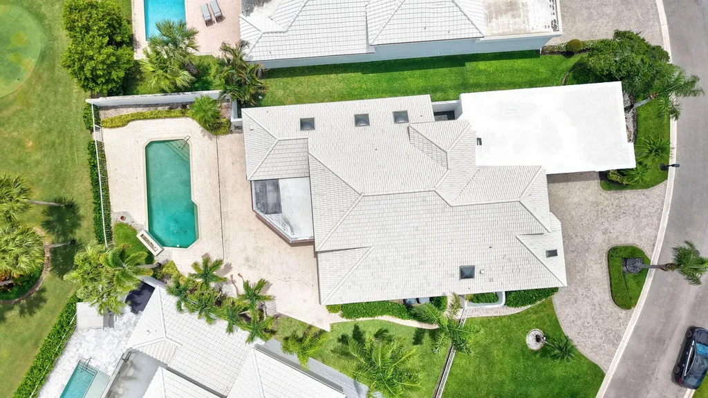 5768 Waterford Boca Raton FL 33496