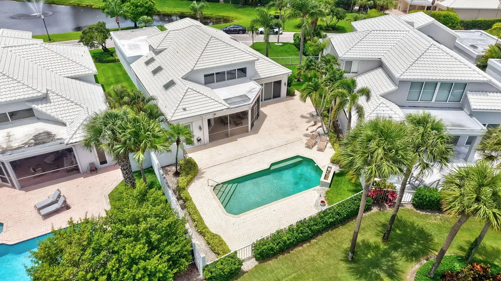 5768 Waterford Boca Raton FL 33496