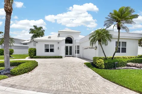 5768 Waterford Boca Raton FL 33496
