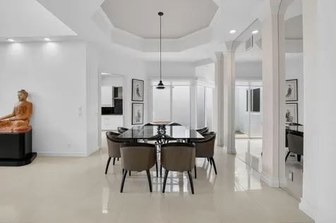 5768 Waterford Boca Raton FL 33496