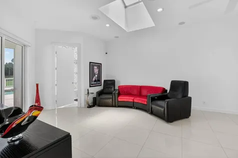 5768 Waterford Boca Raton FL 33496