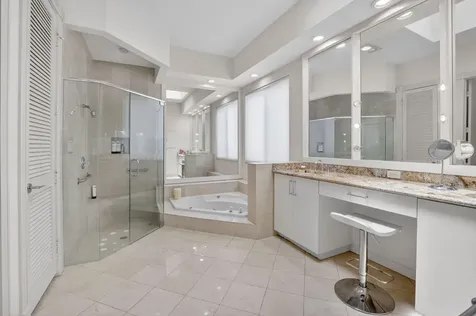 5768 Waterford Boca Raton FL 33496
