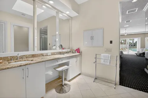5768 Waterford Boca Raton FL 33496