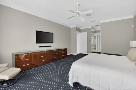 5768 Waterford Boca Raton FL 33496