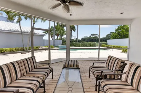 5768 Waterford Boca Raton FL 33496