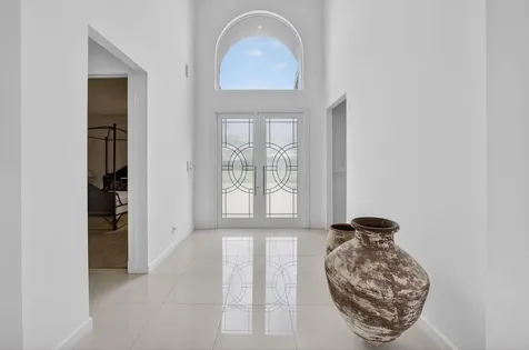 5768 Waterford Boca Raton FL 33496