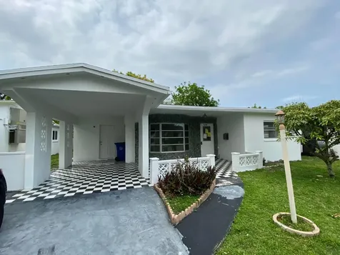 5139 NW 43rd Court Lauderdale Lakes FL 33319