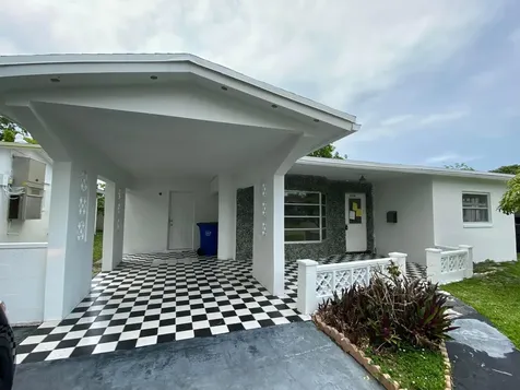 5139 NW 43rd Court Lauderdale Lakes FL 33319
