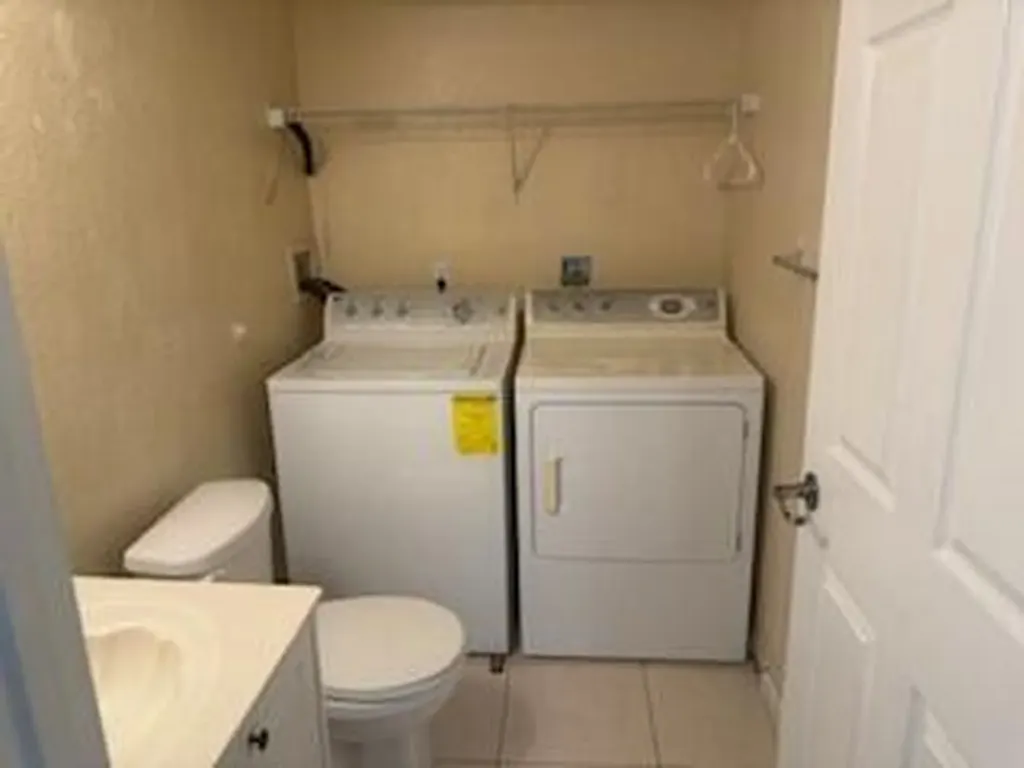 8255 Severn Drive Boca Raton FL 33433