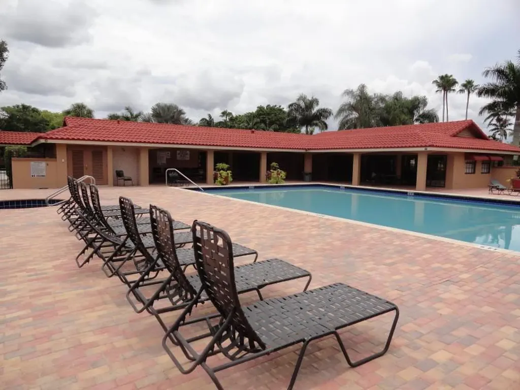 8255 Severn Drive Boca Raton FL 33433