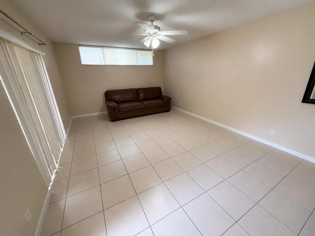 8255 Severn Drive Boca Raton FL 33433