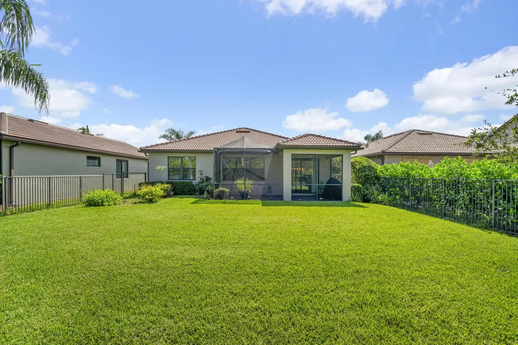 560 SE Monet Drive Port St Lucie FL 34984