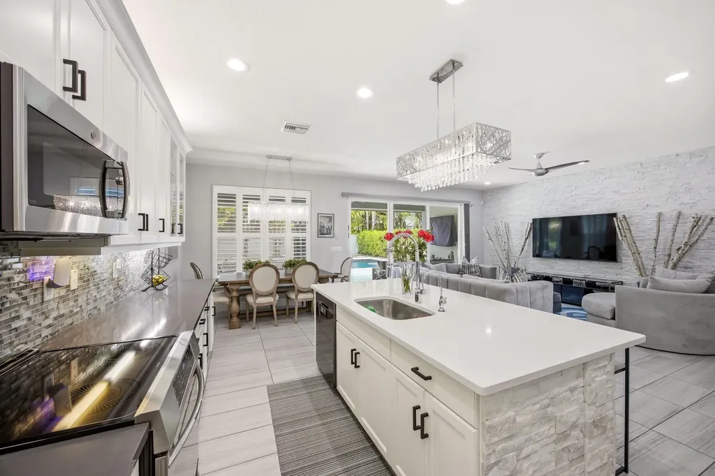 15388 Destiny Drive Delray Beach FL 33446