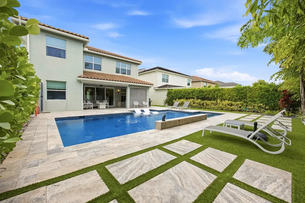 15388 Destiny Drive Delray Beach FL 33446