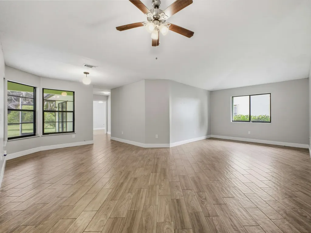 1298 SW Cedar Cove Port St Lucie FL 34986