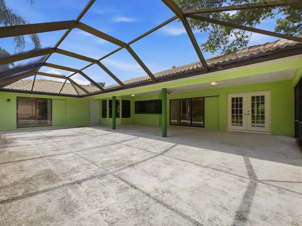 1298 SW Cedar Cove Port St Lucie FL 34986