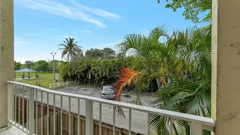 3760 NW 115th Avenue Coral Springs FL 33065
