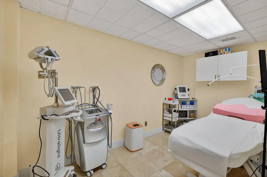 Null Null Avenue Miami FL