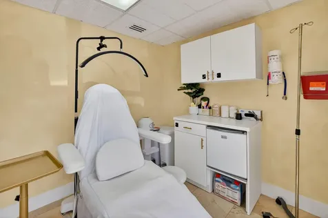 Null Null Avenue Miami FL