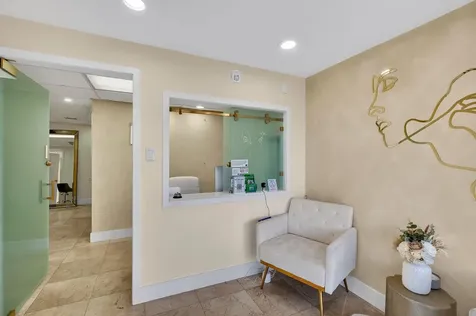 Null Null Avenue Miami FL