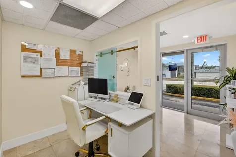 Null Null Avenue Miami FL