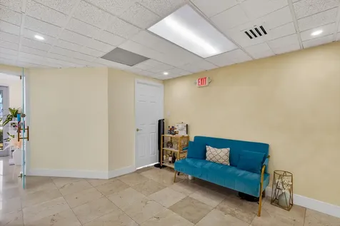 Null Null Avenue Miami FL