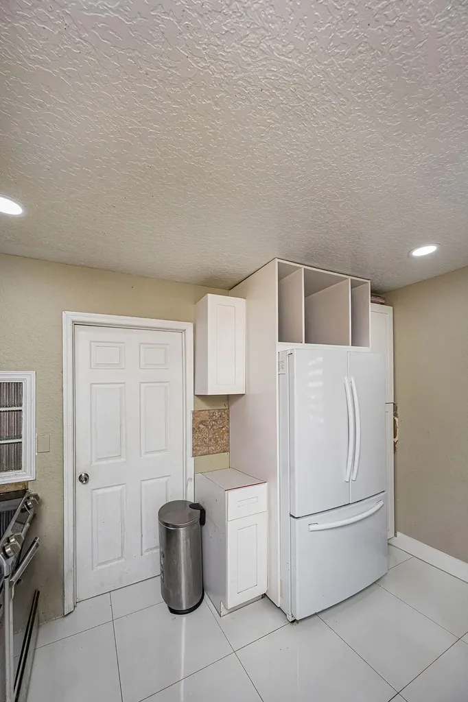 2333 Wabasso Drive West Palm Beach FL 33409