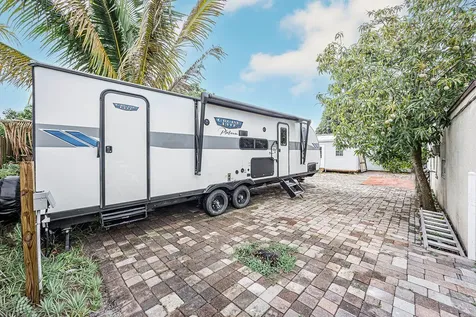 2333 Wabasso Drive West Palm Beach FL 33409
