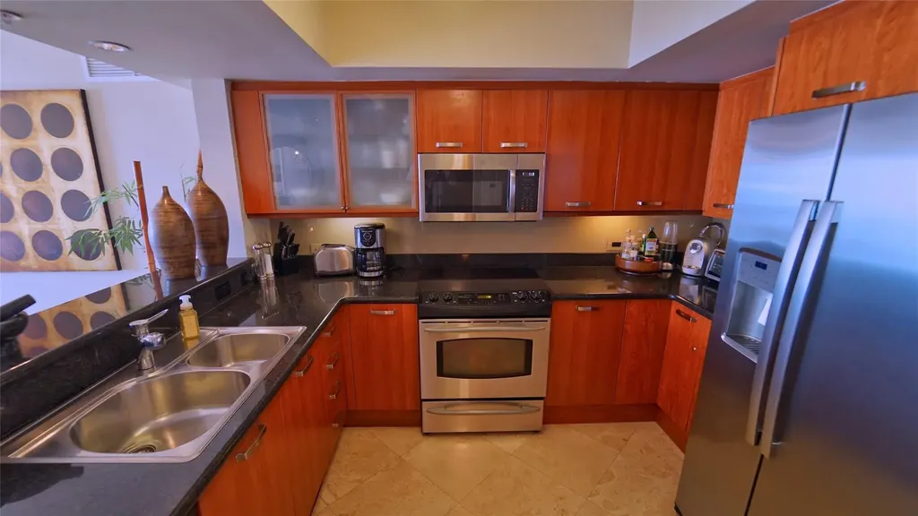 2011 N Ocean Boulevard Fort Lauderdale FL 33305