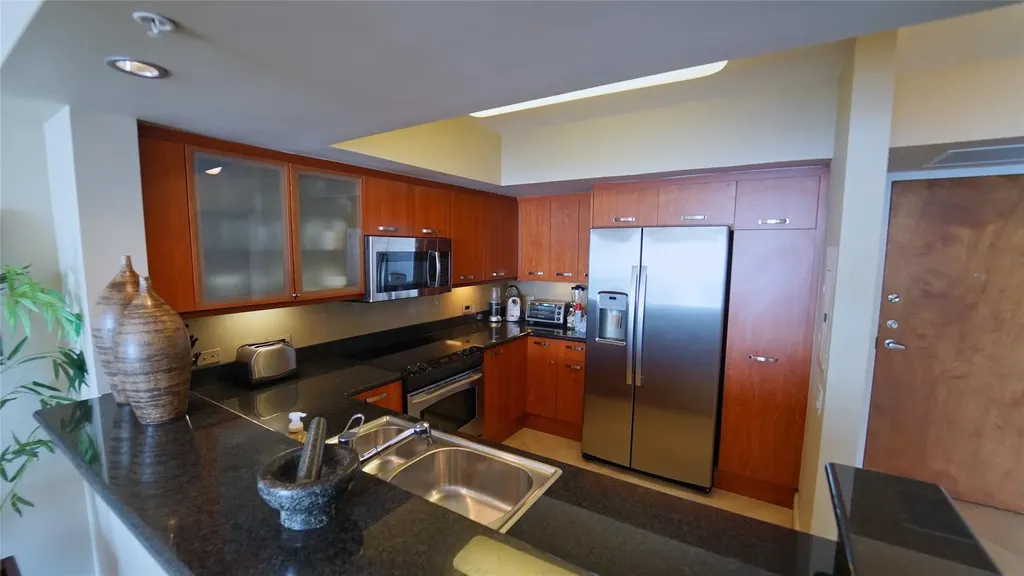 2011 N Ocean Boulevard Fort Lauderdale FL 33305