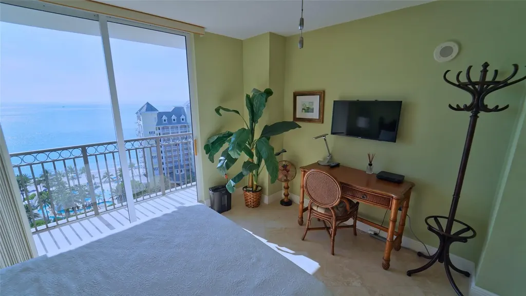 2011 N Ocean Boulevard Fort Lauderdale FL 33305