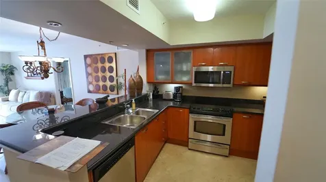 2011 N Ocean Boulevard Fort Lauderdale FL 33305
