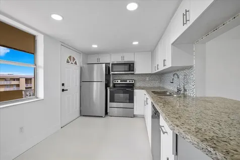 1302 NE 191st Street Miami FL 33179