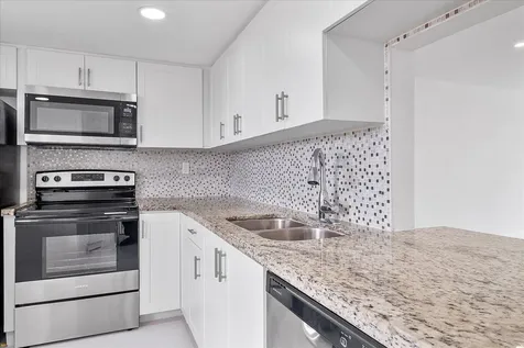 1302 NE 191st Street Miami FL 33179