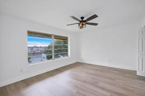 1302 NE 191st Street Miami FL 33179