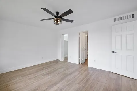 1302 NE 191st Street Miami FL 33179