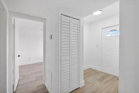 1302 NE 191st Street Miami FL 33179