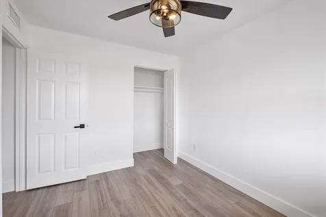 1302 NE 191st Street Miami FL 33179