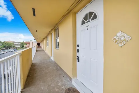 1302 NE 191st Street Miami FL 33179