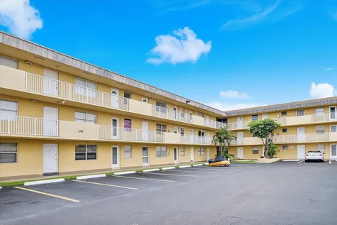 1302 NE 191st Street Miami FL 33179